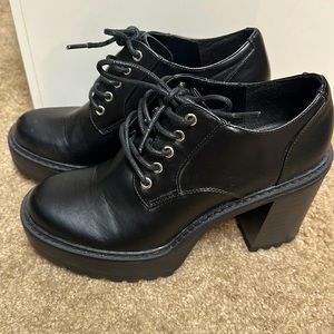 Madden girl lug sole bootie heel size 9.5